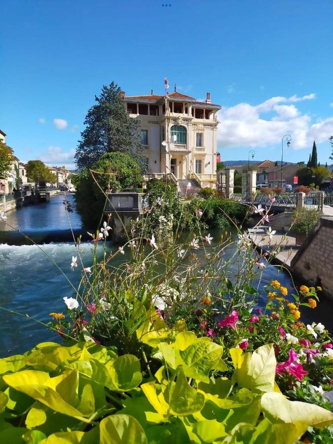 Lou Meinado Saint-Martin-de-Crau Esterno foto